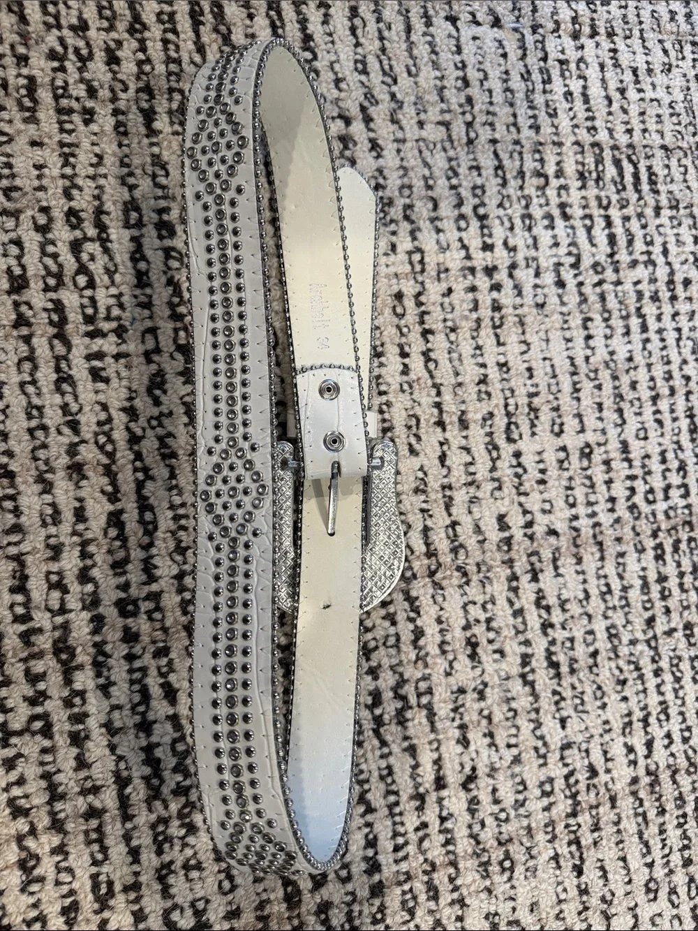 N/A stylish white